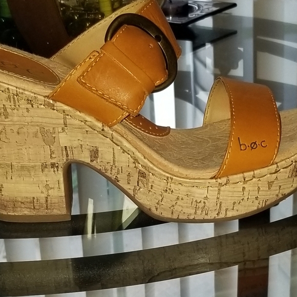 BOC Clogs - Picture 2 of 4